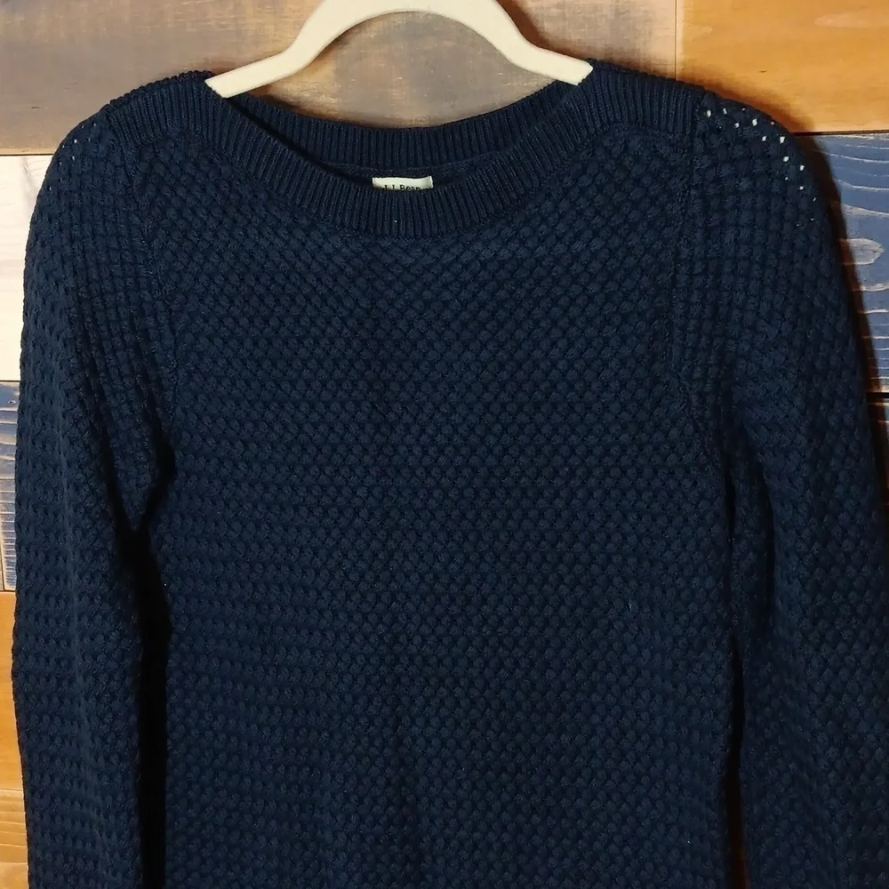 L.L. Bean Blue Crew Neck Sweater S